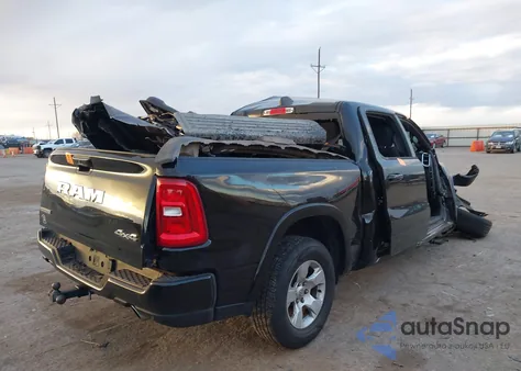 2025 Ram 1500 Big Horn 4X4 5'7 Box z USA, uszkodzony, nr VIN 1C6SRFFP3SN544723